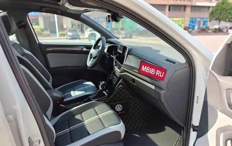 Volkswagen T-Roc I, 2022 год, 1 700 275 рублей, 12 фотография