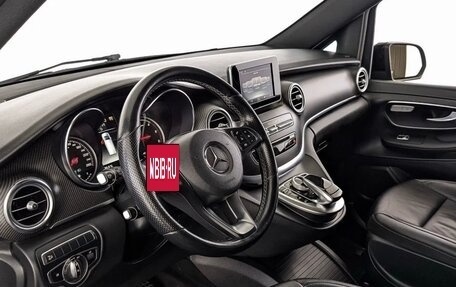 Mercedes-Benz V-Класс, 2018 год, 3 990 000 рублей, 7 фотография