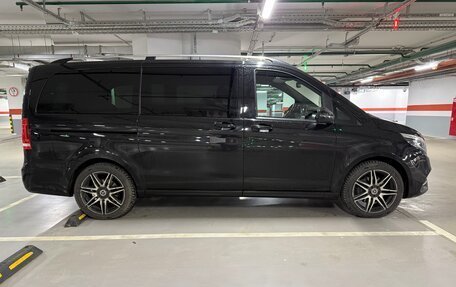 Mercedes-Benz V-Класс, 2018 год, 3 990 000 рублей, 28 фотография