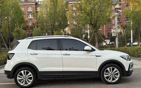 Volkswagen T-Cross I, 2021 год, 1 460 005 рублей, 5 фотография