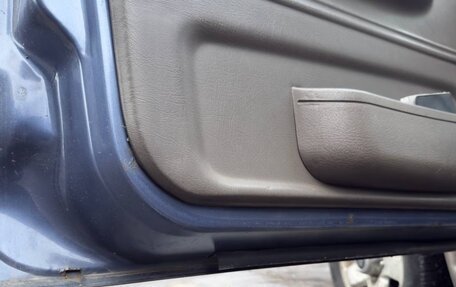 KIA Sportage IV рестайлинг, 2002 год, 175 000 рублей, 13 фотография