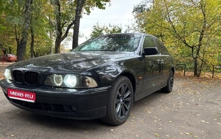 BMW 5 серия, 2002 год, 680 000 рублей, 1 фотография