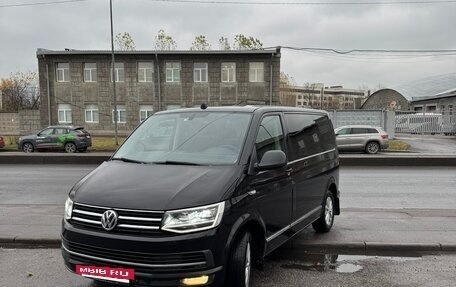 Volkswagen Caravelle T6 рестайлинг, 2018 год, 2 850 000 рублей, 2 фотография
