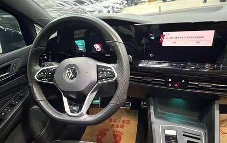 Volkswagen Golf VIII, 2022 год, 1 490 000 рублей, 2 фотография