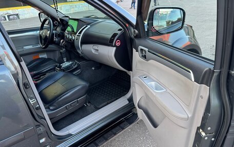 Mitsubishi Pajero Sport II рестайлинг, 2014 год, 2 200 000 рублей, 8 фотография