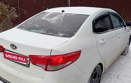 KIA Rio III рестайлинг, 2015 год, 590 000 рублей, 2 фотография