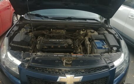 Chevrolet Cruze II, 2012 год, 630 000 рублей, 9 фотография