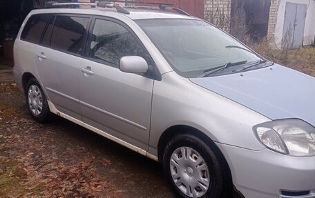 Toyota Corolla, 2003 год, 340 000 рублей, 2 фотография