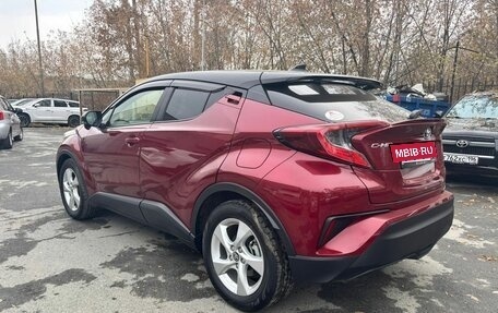 Toyota C-HR I рестайлинг, 2019 год, 1 950 000 рублей, 4 фотография