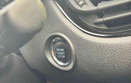 Toyota C-HR I рестайлинг, 2019 год, 1 950 000 рублей, 15 фотография