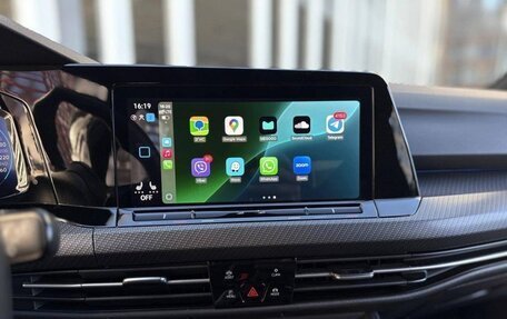 Volkswagen Golf VIII, 2022 год, 1 950 000 рублей, 8 фотография