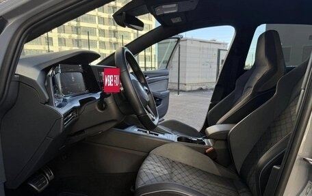Volkswagen Golf VIII, 2022 год, 1 950 000 рублей, 6 фотография