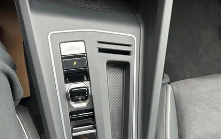 Volkswagen Golf VIII, 2021 год, 1 352 000 рублей, 10 фотография