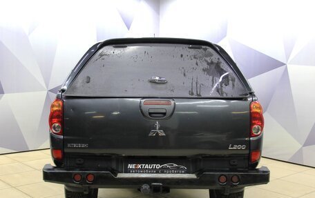 Mitsubishi L200 IV рестайлинг, 2011 год, 995 500 рублей, 5 фотография