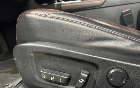 Lexus RX IV рестайлинг, 2018 год, 3 590 000 рублей, 12 фотография