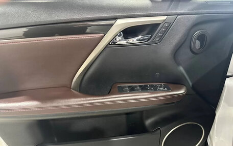 Lexus RX IV рестайлинг, 2018 год, 3 590 000 рублей, 10 фотография