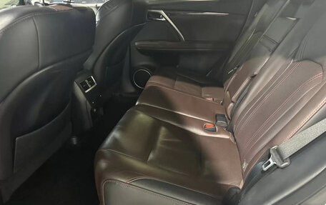 Lexus RX IV рестайлинг, 2018 год, 3 590 000 рублей, 29 фотография