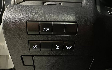 Lexus RX IV рестайлинг, 2018 год, 3 590 000 рублей, 34 фотография