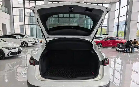 Mazda CX-4, 2021 год, 2 135 213 рублей, 5 фотография