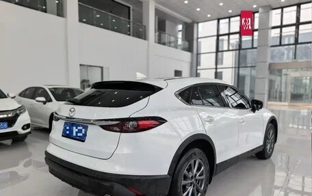 Mazda CX-4, 2021 год, 2 135 213 рублей, 6 фотография