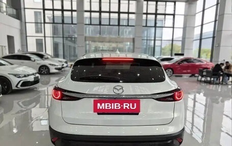 Mazda CX-4, 2021 год, 2 135 213 рублей, 4 фотография