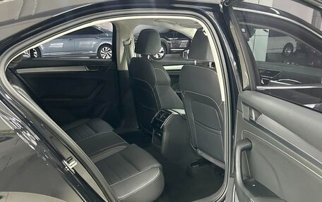 Skoda Superb III рестайлинг, 2022 год, 1 670 000 рублей, 7 фотография