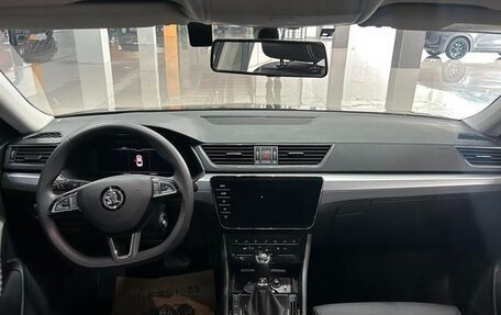 Skoda Superb III рестайлинг, 2022 год, 1 670 000 рублей, 6 фотография