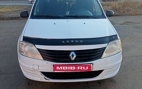 Renault Logan I, 2013 год, 370 000 рублей, 1 фотография