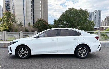 KIA K3, 2022 год, 1 745 000 рублей, 13 фотография