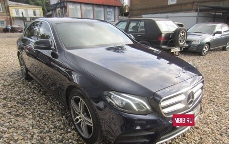 Mercedes-Benz E-Класс, 2020 год, 3 500 000 рублей, 2 фотография