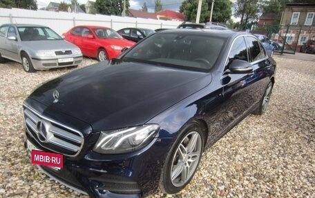 Mercedes-Benz E-Класс, 2020 год, 3 500 000 рублей, 6 фотография