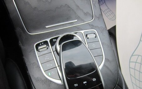 Mercedes-Benz E-Класс, 2020 год, 3 500 000 рублей, 31 фотография