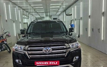 Toyota Land Cruiser 200, 2016 год, 5 860 000 рублей, 5 фотография