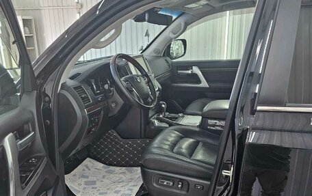 Toyota Land Cruiser 200, 2016 год, 5 860 000 рублей, 22 фотография