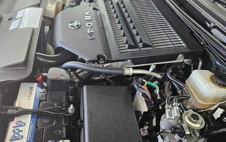 Toyota Land Cruiser 200, 2016 год, 5 860 000 рублей, 25 фотография