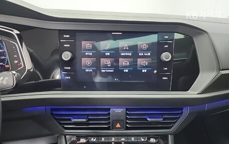 Volkswagen Jetta VII, 2021 год, 2 100 000 рублей, 10 фотография