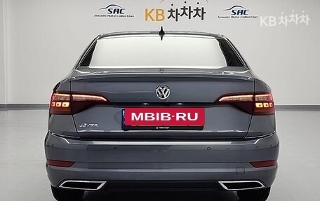 Volkswagen Jetta VII, 2021 год, 2 100 000 рублей, 3 фотография