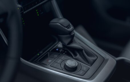 Toyota RAV4, 2025 год, 4 690 000 рублей, 10 фотография