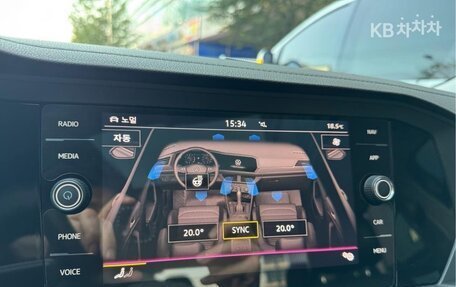 Volkswagen Jetta VII, 2021 год, 2 100 000 рублей, 14 фотография