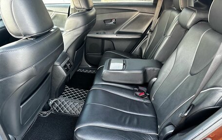 Toyota Venza I, 2013 год, 2 300 000 рублей, 27 фотография