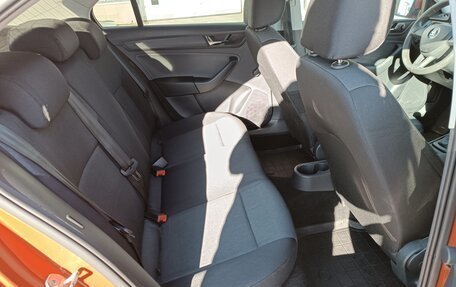 Skoda Rapid I, 2018 год, 990 000 рублей, 16 фотография