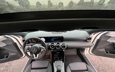 Mercedes-Benz A-Класс, 2022 год, 2 250 000 рублей, 8 фотография