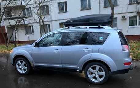 Mitsubishi Outlander III рестайлинг 3, 2008 год, 775 000 рублей, 7 фотография