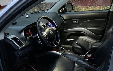 Mitsubishi Outlander III рестайлинг 3, 2008 год, 775 000 рублей, 12 фотография