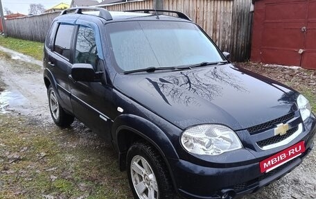Chevrolet Niva I рестайлинг, 2011 год, 500 000 рублей, 6 фотография