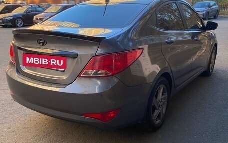 Hyundai Solaris II рестайлинг, 2015 год, 930 000 рублей, 3 фотография