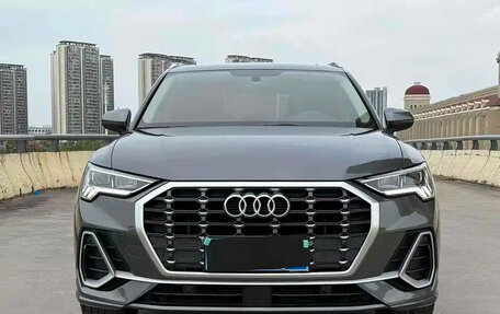 Audi Q3, 2021 год, 2 200 000 рублей, 2 фотография