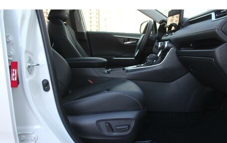 Toyota RAV4, 2025 год, 6 300 000 рублей, 19 фотография