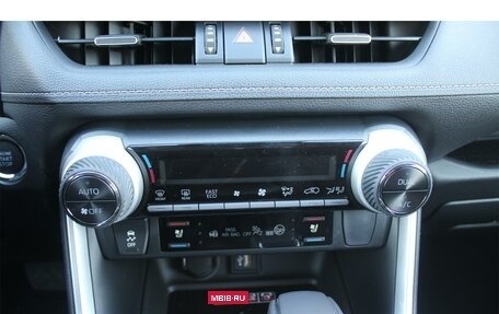 Toyota RAV4, 2025 год, 6 300 000 рублей, 23 фотография