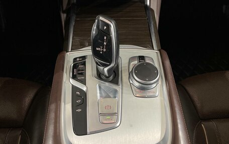 BMW 7 серия, 2017 год, 2 770 000 рублей, 13 фотография